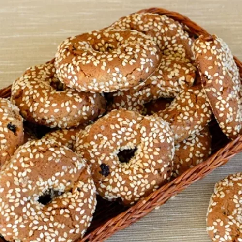 Υγιεινά μουστοκούλουρα με χουρμάδες για τα παιδιά (και όχι μόνο)