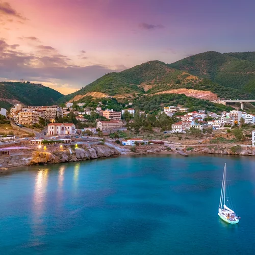 Αυτές είναι οι 6 παραλίες με Γαλάζια Σημαία στην Εύβοια - oνειρικές αμμουδιές, οργανωμένες πλαζ, μια ανάσα από την Αθήνα