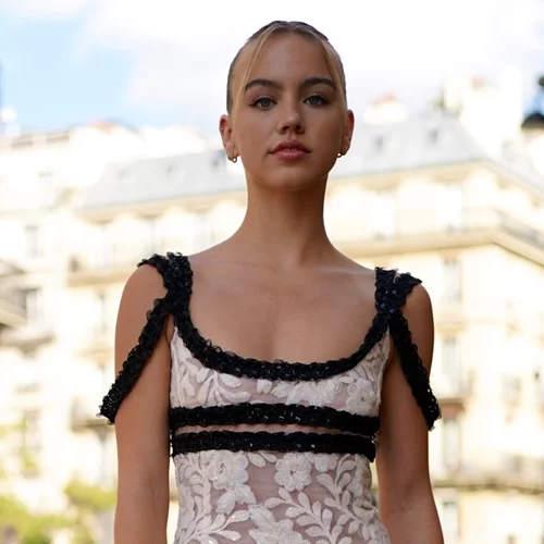 Tο φόρεμα από την H&M που ταιριάζει σε κάθε γυναίκα σύμφωνα με τις fashionistas του TikTok