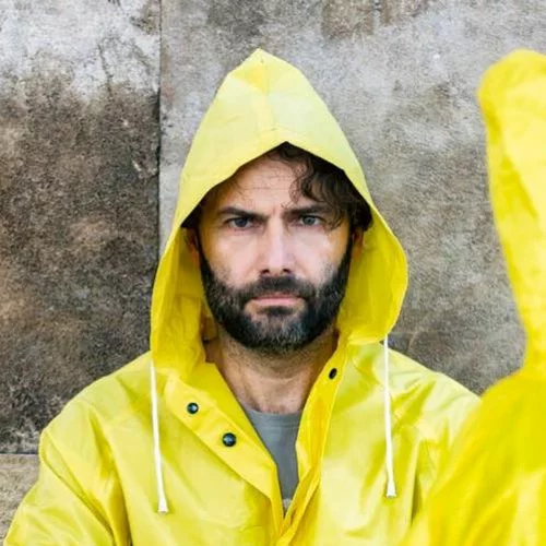 Ο ηθοποιός Παναγιώτης Μπουγιούρης καταγγέλλει το όνομα πασίγνωστου σκηνοθέτη