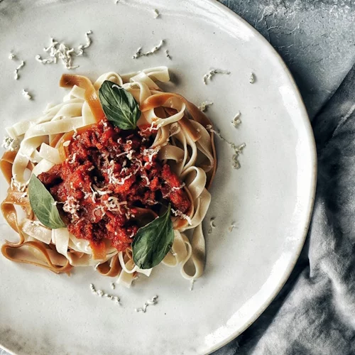 Εσύ δοκίμασες την αγαπημένη μακαρονάδα της Meghan Markle; | Πανεύκολη και υγιεινή