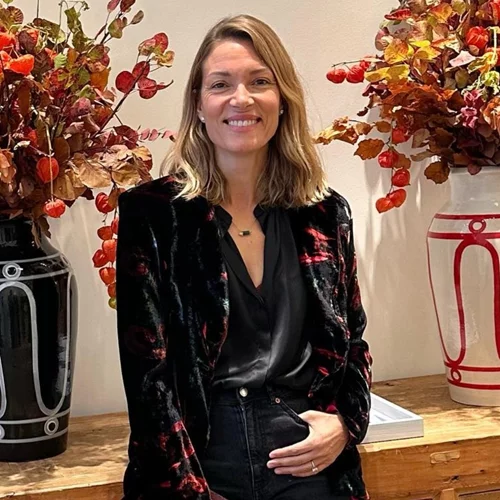 Από το πρωί έως το βράδυ | Η Βίκυ Καγιά δείχνει πως να φορέσεις μία ολόσωμη φόρμα