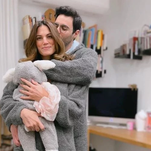 Μαίρη Συνατσάκη | Είδε τον Ίαν Στρατή στο θέατρο - "Συγγνώμη είμαι πιασμένος!"