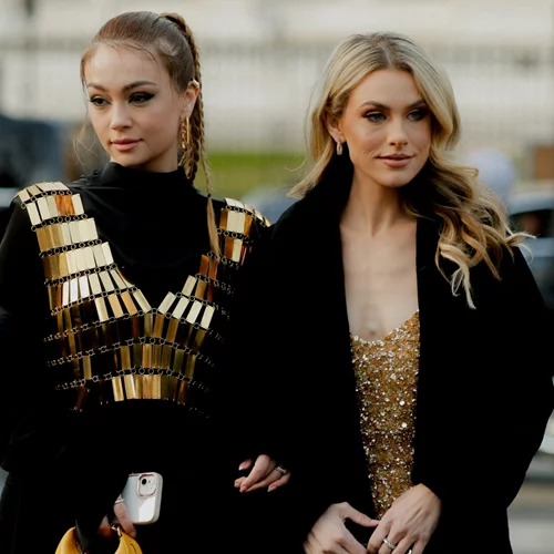 3 φορέματα από τη Zara που θα φορέσεις στο repeat τις γιορτές