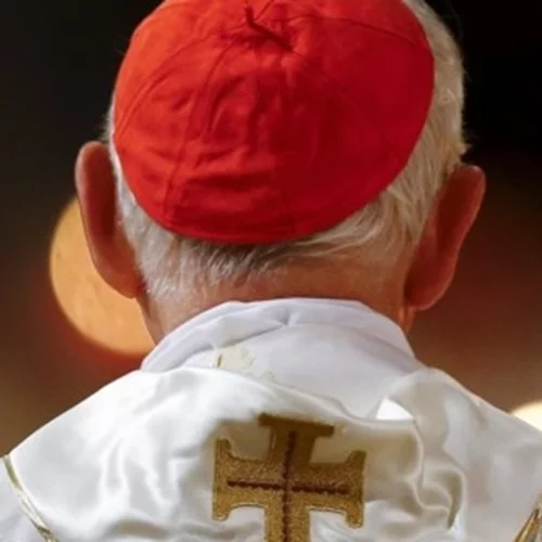 Αυτοί είναι οι 8 επικρατέστεροι διάδοχοι του Πάπα Φραγκίσκου - Ανάμεσά τους ένας Ασιάτης