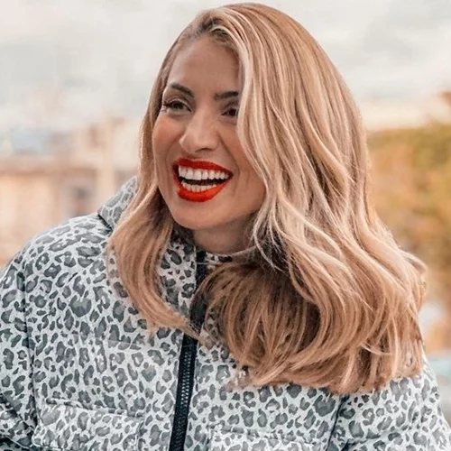 Η Μαρία Ηλιάκη υιοθέτησε το κούρεμα που χρειάζεσαι κι εσύ για να ανανεωθείς