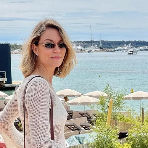 Τα φυσικά νύχια είναι ό,τι πιο hot αυτή τη στιγμή | 5 διάσημες Ελληνίδες που έχουν λατρέψει το trend