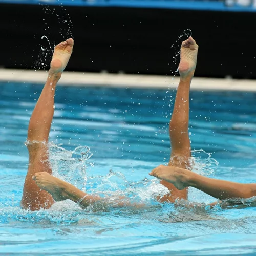 Καλλιτεχνική κολύμβηση | Πρωταθλήτριες κόσμου Καραμανίδου και Θάνου - Πρώτη φορά για τα ελληνικά χρώματα