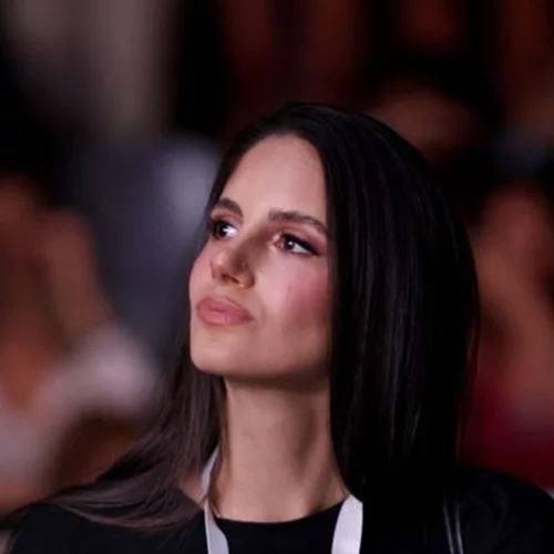 Η Αλεξάνδρα Νίκα με τη μητέρα της, Μιράντα Πατέρα σε συναυλία του Κωνσταντίνου Αργυρού