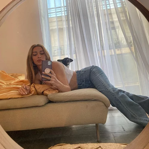 "Μπήκαμε" στο μοντέρνο σπίτι της Ελένης Φουρέιρα