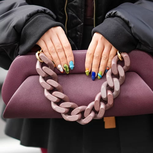 Μπήκε ο Φεβρουάριος | 10 chic μανικιούρ για μια αλλαγή στην εμφάνισή σου