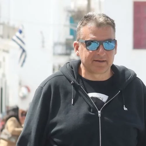 Ο Γιώργος Λιάγκας στην Παναγία της Τήνου