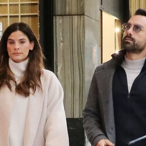 Χριστίνα Μπόμπα | Με high knee μπότες σε ρομαντικό ραντεβού με τον Σάκη Τανιμανίδη