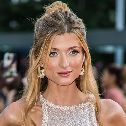 Τα αξεσουάρ μαλλιών που θα σε αναδείξουν στην πιο καλοντυμένη των γιορτών