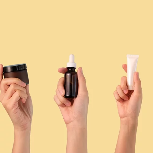 Άργιλος, ενεργός άνθρακας κ.ά | Τα πιο "επικίνδυνα" ενεργά συστατικά στο skincare