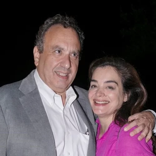 Η Γωγώ Μπρέμπου με χριστουγεννιάτικο λουκ που μας ενθουσίασε και μπορείς να αντιγράψεις σήμερα