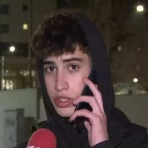 "Μια γιαγιά φώναζε για το έξι μηνών εγγονάκι της - χάθηκε ο κόσμος κάτω από τα πόδια μου": Ο 18χρονος ήρωας που έσωσε επιβάτες του τρένου