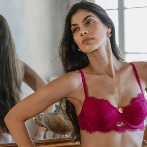 Τα θηλυκά σετ εσωρούχων που είναι το ιδανικό δώρο για την ημέρα του Αγίου Βαλεντίνου