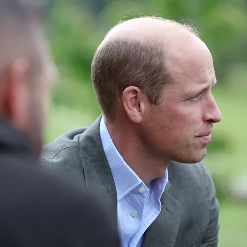 Ο πρίγκιπας William εμφανίζεται εξαιρετικά πιεσμένος