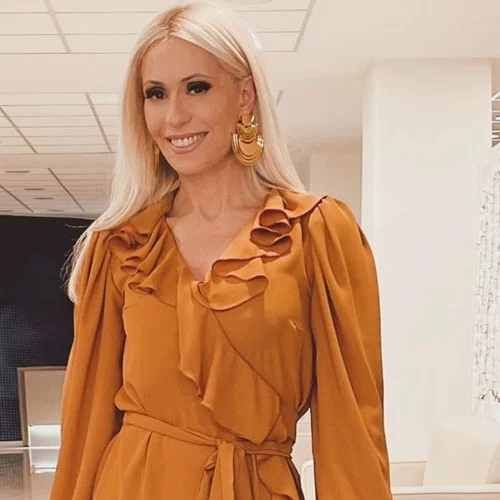 Μαρία Μπακοδήμου | "Είμαι η πιο περιζήτητη πεθερά της Ελλάδας"