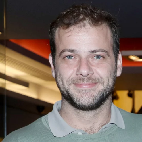 Ορέστης Τζιόβας για τις ουσίες και το αλκοόλ | "Έδωσα μάχη και βγήκα πιο δυνατός"