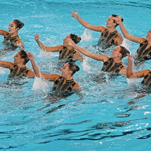 Ολυμπιακοί Αγώνες 2024: Το moon walk της ομάδας συγχρονισμένης κολύμβησης των ΗΠΑ και η χορογραφία- ωδή στον Μάικλ Τζάκσον