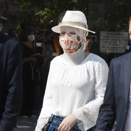 Δίκη για βιτριόλι – Αποκάλυψη από τον ξάδερφο της Έφης | "Μετά την επίθεση ήταν μέσα στην τρελή χαρά, πολύ ψύχραιμη"