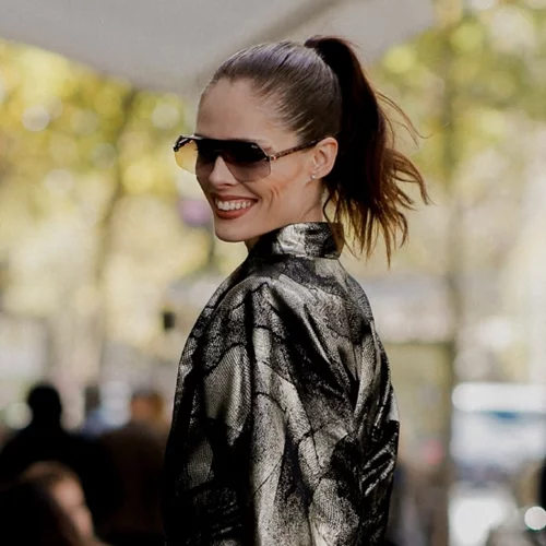 Τα sneakers σε μαύρο χρώμα που θα σου εξασφαλίσουν classy στιλιστικούς συνδυασμούς