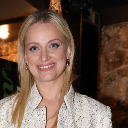 Λένα Δροσάκη | Ανοίγει πίτα με τη μαμά της και τον γιο της, Αναστάση