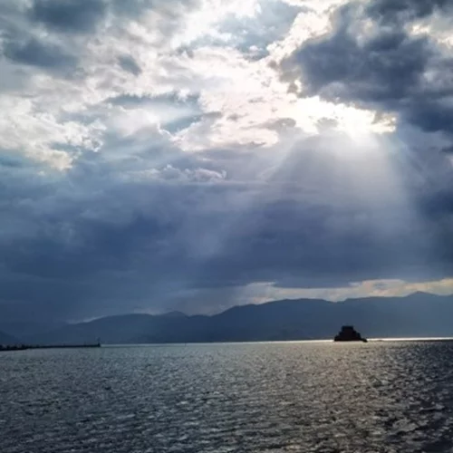 Επιδείνωση του καιρού με ισχυρές βροχές και καταιγίδες - Συστάσεις της ΓΓΠΠ