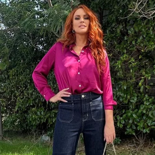 O stylish τρόπος που η Σίσσυ Χρηστίδου φόρεσε ένα denim jacket σε βραδινή της έξοδο