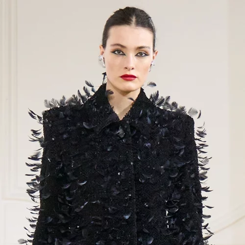 Pencil φούστα | Πώς θα φορέσεις το σύμβολο δυναμικής θηλυκότητας που πρωταγωνιστεί στις τάσεις της μόδας