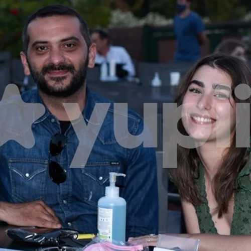 Λεωνίδας Κουτσόπουλος | Στις εξέδρες του γηπέδου με τη Χρύσα Μιχαλοπούλου