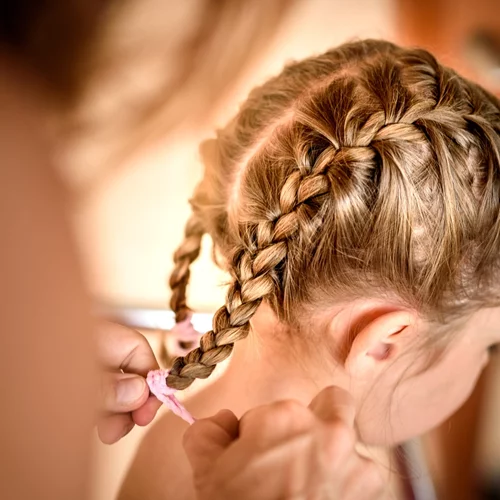 Little girlies | 5 super cute χτενίσματα που μπορείς να κάνεις εύκολα στην κόρη σου