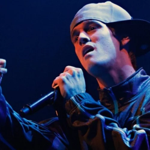 Έφυγε από τη ζωή ο τραγουδιστής Aaron Carter