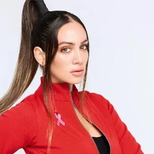 "Θα πρέπει να δίνουμε χρόνο στον εαυτό μας και να μην είμαστε αυστηροί μαζί του αν δεν ισορροπεί πάντα σε καταστάσεις"