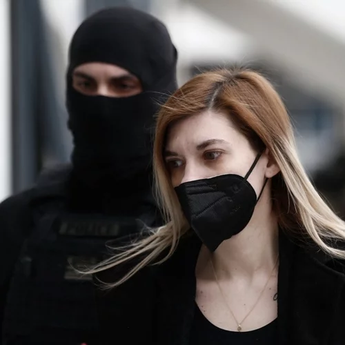 "Η Πισπιρίγκου πνίγει τα παιδιά για να συνεχίσει ο γάμος της με τον Δασκαλάκη" – Άμοιρες Ιφιγένειες χαρακτήρισε η εισαγγελέας τις κόρες της Ρούλας Πισπιρίγκου