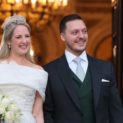 Γάμος Θεοδώρας Γλύξμπουργκ – Matthew Kumar | Οι ενδυματολογικές επιλογές των καλεσμένων