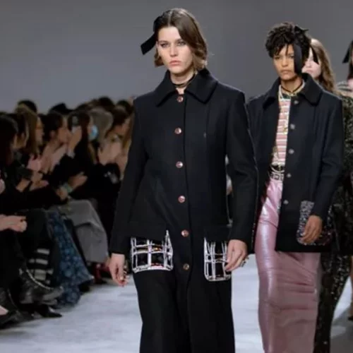 Πέντε τάσεις από τη Métiers D'Art συλλογή του οίκου Chanel που μπορείς να φορέσεις τώρα