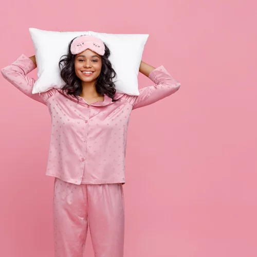 8 σετ πιτζάμας που θα δωρίσεις αυτές τις γιορτές στον εαυτό σου και τους δικούς σου ανθρώπους