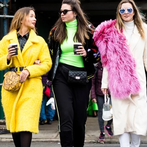 Για αυτές τις Stradivarius μπότες τσακώνονται οι fashionistas | Το ανάρπαστο σχέδιο με τη χαμηλή τιμή