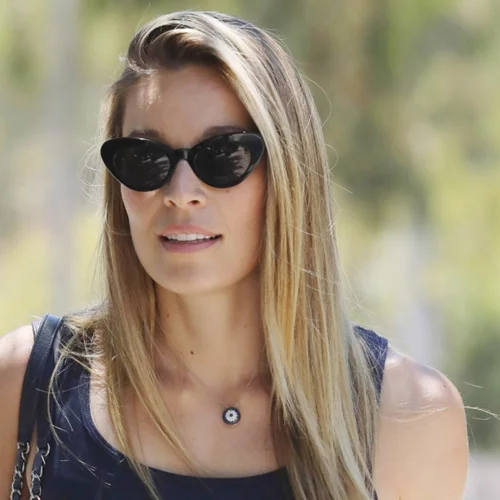 Η Μαριέττα Χρουσαλά φόρεσε τα πιο μοντέρνα μαγιό | Τα σχέδια που θα θέλεις να αποκτήσεις άμεσα