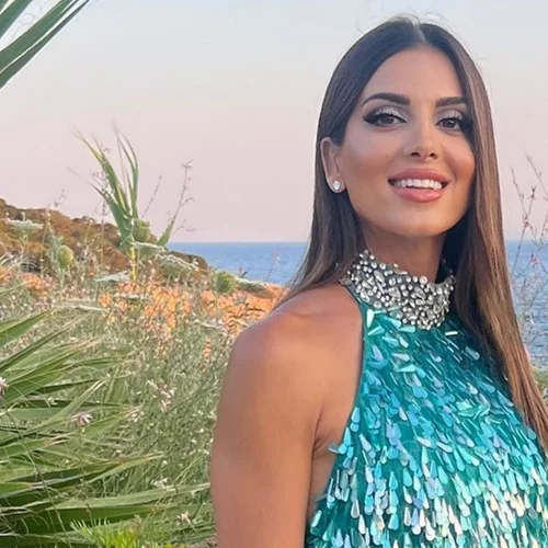 Σταματίνα Τσιμτσιλή | "Χρειάστηκε να κάνω ψυχοθεραπεία, όταν έφυγε ο μπαμπάς μου από τη ζωή"