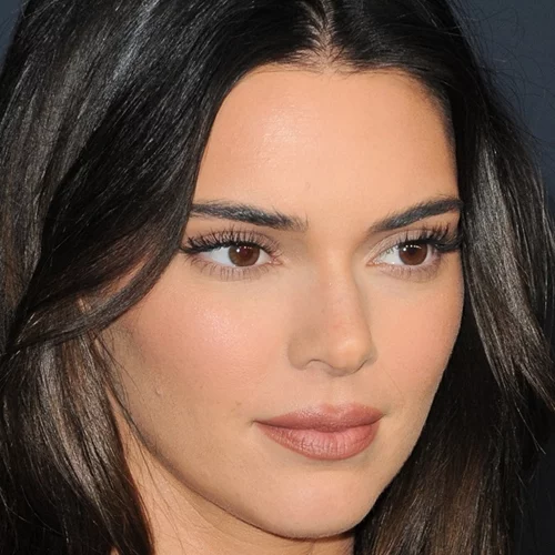 7 νέες mascaras που θα σου χαρίσουν το πιο σαγηνευτικό βλέμμα