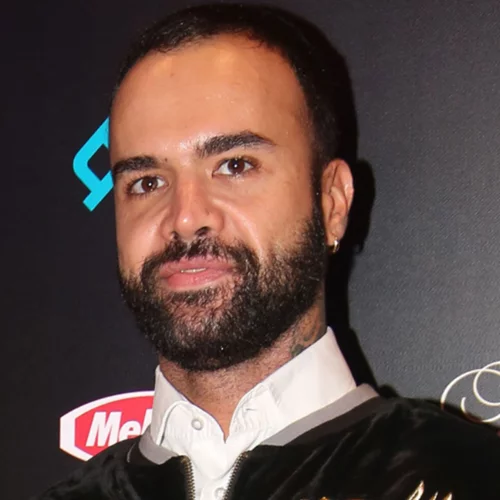 Προκαλεί με τις δηλώσεις του ο Περικλής Κονδυλάτος: "Η γυναίκα να είναι στο σπίτι - Οι φίλες μου θα θέλανε να έχουν παντρευτεί έναν ευκατάστατο άνθρωπο"