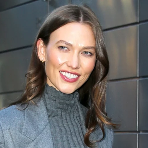 Τα χρώματα μαλλιών στα οποία στρέφονται οι fashionistas τώρα