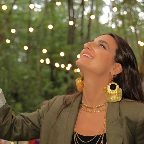 Ακολουθώντας τη Βασιλική Ρούσσου σε μια συναρπαστική περιπέτεια στη Νότιο Γαλλία