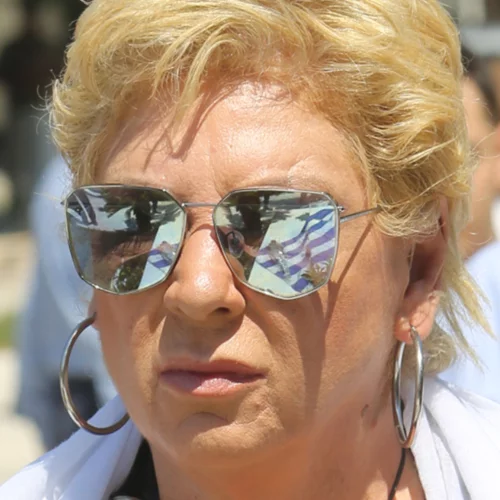 Δήμητρα Λιάνη Παπανδρέου | "Είδα ότι πωλήθηκε η μπομπονιέρα του γάμου μου 5.000 ευρώ"