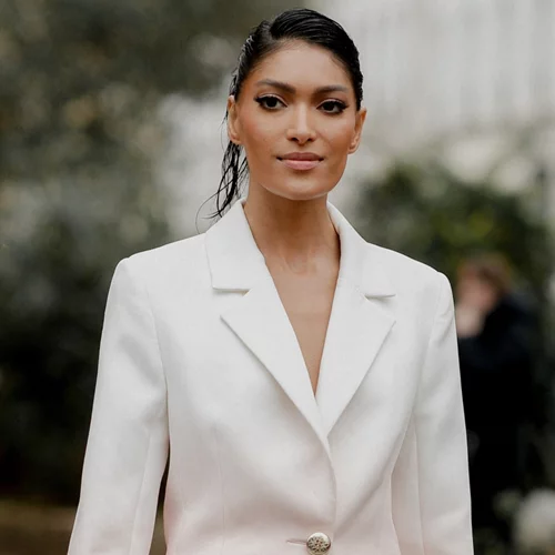 Τα κομψά blazers που μπορούμε να φορέσουμε το φθινόπωρο και τον χειμώνα