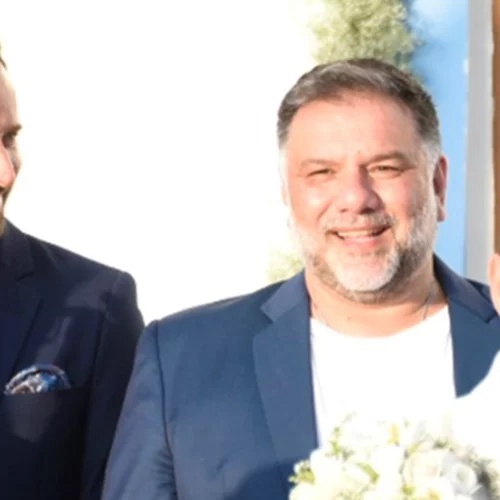 Γρηγόρης Αρναούτογλου | Έγινε κουμπάρος μαζί με τη Νάνσυ Αντωνίου στον γάμο του Παναγή Τζωρτζάτου